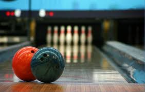 Игра в боулинг в Барнауле.Ultra Подарки. Игра в боулинг в Барнауле. Сервис: UltraPodarki.ru 8 800 505 95 30. Игра в боулинг, игра в боулинг Барнаул, боулинг Барнаул, купить боулинг Барнаул, играть в боулинг, играть в боулинг Барнаул