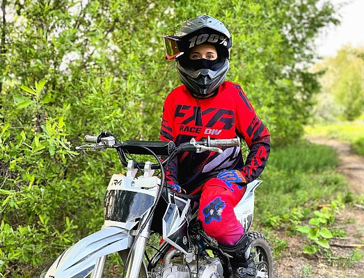 Катание на мотоцикле в Барнауле. ULTRA ПОДАРКИ. Купить катание на мотоцикле в Барнауле. Попробовав езду на мотоциклах, вы получите порцию адреналина и невероятные эмоции. Сервис: UltraPodarki.ru 8 800 505 95 30.. Катание на мотоцикле в Барнауле, прокат мотоциклов Барнаул, катание на мотоциклах, прокат мотоцикла, езда на мотоцикле Барнаул, езда на мотоцикле, мотопрогулка Барнаул, мотопрогулка, поездки на байке, личный мотоцикл, катание на мотоцикле, мотоциклетный шлем, увлечение поездками на мотоцикле, пристрастие к мотоциклам, сертификат на поездку на мотоцикле, прокатиться на мотоцикле, мото-транспорт, мото-треки, мото-поездки, езда на мотоцикле в Барнауле, катание на мотоцикле в Барнауле, мотоклуб в Барнауле
