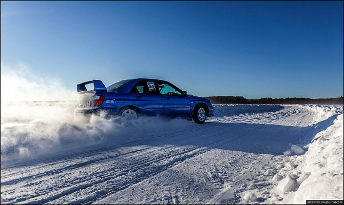 Контраварийное вождение в Барнауле. Ultra Подарки. Купить уроки контраварийного вождения в Барнауле. Научитесь водить машину в любых условиях! Сервис UltraPodarki.ru 8 800 505 95 30. Контраварийное вождение Барнаул, контраварийное вождение, экстремальное вождение Барнаул, экстремальное вождение, обучение вождению Барнаул, обучение вождению, вождение Барнаул, вождение,  курс вождения Барнаул, курс вождения, курсы экстремальное вождения Барнаул, курсы экстремального вождения, обучение в автошколе Барнаул, обучение в автошколе
