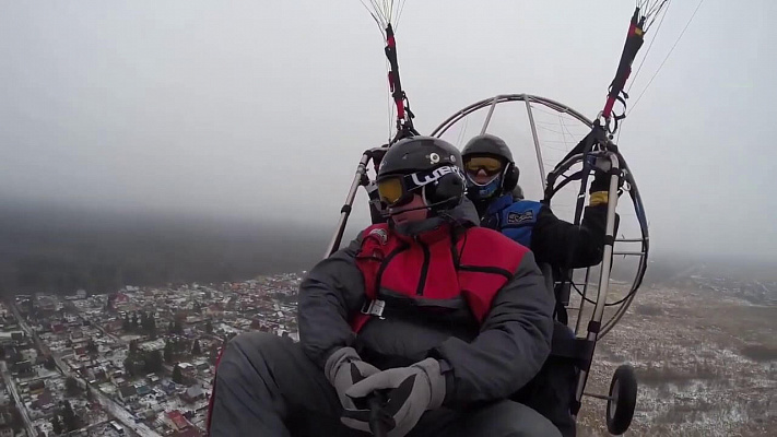 Полёт с инструктором на параплане в Барнауле. Ultra Подарки. Полёт с инструктором на параплане в Барнауле. Попробуйте полёт на двухместном параплане над столицей. Сервис: UltraPodarki.ru 8 800 505 95 30. Полёт на параплане, полёт на параплане Барнаул, полёт с инструктором на параплане Барнаул, полёт с инструктором на параплане, параплан Барнаул, параплан, парапланеризм Барнаул, купить параплан Барнаул