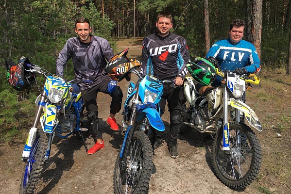 Катание на мотоцикле в Барнауле. ULTRA ПОДАРКИ. Купить катание на мотоцикле в Барнауле. Попробовав езду на мотоциклах, вы получите порцию адреналина и невероятные эмоции. Сервис: UltraPodarki.ru 8 800 505 95 30.. Катание на мотоцикле в Барнауле, прокат мотоциклов Барнаул, катание на мотоциклах, прокат мотоцикла, езда на мотоцикле Барнаул, езда на мотоцикле, мотопрогулка Барнаул, мотопрогулка