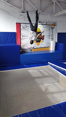  Батутный центр в Барнауле. Сервис Ultra Подарки. Купить подарочный сертификат в батутный центр, попробуйте прыжки на батуте в Барнауле. Сервис UltraPodarki.ru 8 (800) 555 95-30.. Батутный центр , батутный центр, батутный центр цены, батутный центр в Барнауле,  батутный парк, батут прыгать, прыжки +на батуте, батут Барнаул, батут спорт