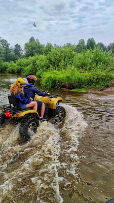 Катание на квадроциклах в Барнауле. Сервис Ultra Подарки. Подарочный сертификат на катание на квадроциклах в Барнауле. Закажите катание на квадроциклах недорого и наслаждайтесь активным отдыхом с друзьями. Выбирайте живописные маршруты для езды на квадроциклах. Сервис UltraPodarki.ru 8800-505-9530. Катание на квадроциклах, Прокат квадроциклов, езда на квадроцикле, прокат квадроциклов Барнаул, катание на квадроциклах Барнаул, Катание на квадроциклах зимой, Катание на квадроциклах летом, Сертификат на катание на квадроциклах 

