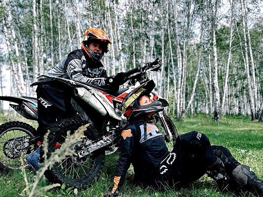 Катание на мотоцикле в Барнауле. ULTRA ПОДАРКИ. Купить катание на мотоцикле в Барнауле. Попробовав езду на мотоциклах, вы получите порцию адреналина и невероятные эмоции. Сервис: UltraPodarki.ru 8 800 505 95 30.. Катание на мотоцикле в Барнауле, прокат мотоциклов Барнаул, катание на мотоциклах, прокат мотоцикла, езда на мотоцикле Барнаул, езда на мотоцикле, мотопрогулка Барнаул, мотопрогулка, поездки на байке, личный мотоцикл, катание на мотоцикле, мотоциклетный шлем, увлечение поездками на мотоцикле, пристрастие к мотоциклам, сертификат на поездку на мотоцикле, прокатиться на мотоцикле, мото-транспорт, мото-треки, мото-поездки, езда на мотоцикле в Барнауле, катание на мотоцикле в Барнауле, мотоклуб в Барнауле
