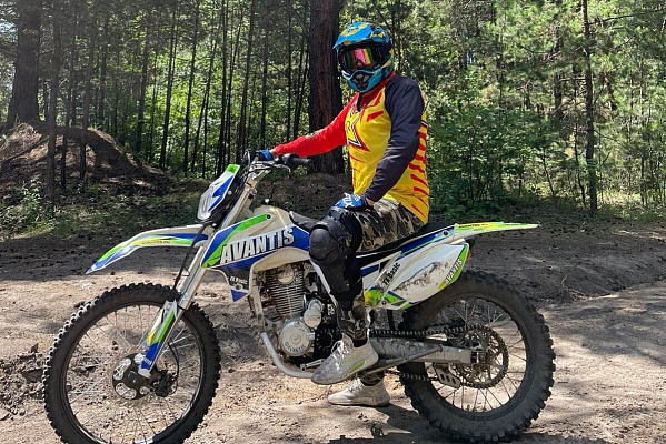 Катание на мотоцикле в Барнауле. ULTRA ПОДАРКИ. Купить катание на мотоцикле в Барнауле. Попробовав езду на мотоциклах, вы получите порцию адреналина и невероятные эмоции. Сервис: UltraPodarki.ru 8 800 505 95 30.. Катание на мотоцикле в Барнауле, прокат мотоциклов Барнаул, катание на мотоциклах, прокат мотоцикла, езда на мотоцикле Барнаул, езда на мотоцикле, мотопрогулка Барнаул, мотопрогулка