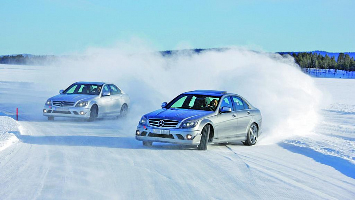 Контраварийное вождение в Барнауле. Ultra Подарки. Купить уроки контраварийного вождения в Барнауле. Научитесь водить машину в любых условиях! Сервис UltraPodarki.ru 8 800 505 95 30. Контраварийное вождение Барнаул, контраварийное вождение, экстремальное вождение Барнаул, экстремальное вождение, обучение вождению Барнаул, обучение вождению, вождение Барнаул, вождение,  курс вождения Барнаул, курс вождения, курсы экстремальное вождения Барнаул, курсы экстремального вождения, обучение в автошколе Барнаул, обучение в автошколе