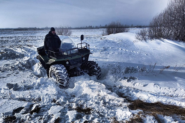 Прокат квадроциклов летом в Барнауле. Сервис Ultra Подарки. Подарочный сертификат на прокат квадроциклов летом и зимой в Барнауле. Закажите катание на квадроциклах недорого и наслаждайтесь активным отдыхом с друзьями. Выбирайте живописные маршруты для езды на квадроциклах. Сервис UltraPodarki.ru 8800-505-9530. Катание на квадроциклах, Прокат квадроциклов, езда на квадроцикле, прокат квадроциклов Барнаул, катание на квадроциклах Барнаул, Катание на квадроциклах зимой, Катание на квадроциклах летом, Сертификат на катание на квадроциклах 

