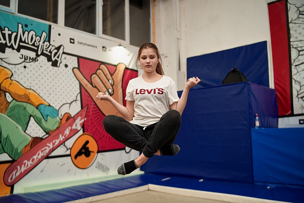  Батутный центр в Барнауле. Сервис Ultra Подарки. Купить подарочный сертификат в батутный центр, попробуйте прыжки на батуте в Барнауле. Сервис UltraPodarki.ru 8 (800) 555 95-30.. Батутный центр , батутный центр, батутный центр цены, батутный центр в Барнауле,  батутный парк, батут прыгать, прыжки +на батуте, батут Барнаул, батут спорт