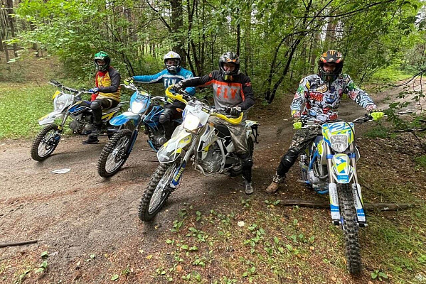 Катание на мотоцикле в Барнауле. ULTRA ПОДАРКИ. Купить катание на мотоцикле в Барнауле. Попробовав езду на мотоциклах, вы получите порцию адреналина и невероятные эмоции. Сервис: UltraPodarki.ru 8 800 505 95 30.. Катание на мотоцикле в Барнауле, прокат мотоциклов Барнаул, катание на мотоциклах, прокат мотоцикла, езда на мотоцикле Барнаул, езда на мотоцикле, мотопрогулка Барнаул, мотопрогулка