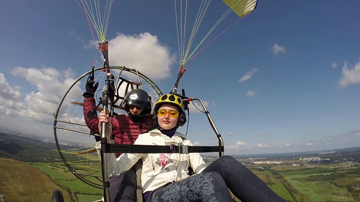 Полёт с инструктором на параплане в Барнауле. Ultra Подарки. Полёт с инструктором на параплане в Барнауле. Попробуйте полёт на двухместном параплане над столицей. Сервис: UltraPodarki.ru 8 800 505 95 30. Полёт на параплане, полёт на параплане Барнаул, полёт с инструктором на параплане Барнаул, полёт с инструктором на параплане, параплан Барнаул, параплан, парапланеризм Барнаул, купить параплан Барнаул