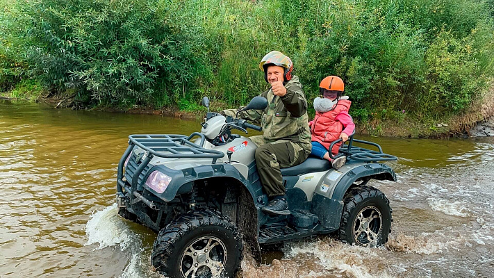 Катание на квадроциклах в Барнауле. Сервис Ultra Подарки. Подарочный сертификат на катание на квадроциклах в Барнауле. Закажите катание на квадроциклах недорого и наслаждайтесь активным отдыхом с друзьями. Выбирайте живописные маршруты для езды на квадроциклах. Сервис UltraPodarki.ru 8800-505-9530. Катание на квадроциклах, Прокат квадроциклов, езда на квадроцикле, прокат квадроциклов Барнаул, катание на квадроциклах Барнаул, Катание на квадроциклах зимой, Катание на квадроциклах летом, Сертификат на катание на квадроциклах 

