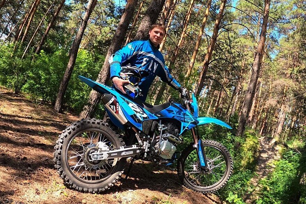 Катание на мотоцикле в Барнауле. ULTRA ПОДАРКИ. Купить катание на мотоцикле в Барнауле. Попробовав езду на мотоциклах, вы получите порцию адреналина и невероятные эмоции. Сервис: UltraPodarki.ru 8 800 505 95 30.. Катание на мотоцикле в Барнауле, прокат мотоциклов Барнаул, катание на мотоциклах, прокат мотоцикла, езда на мотоцикле Барнаул, езда на мотоцикле, мотопрогулка Барнаул, мотопрогулка